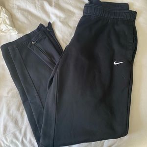 Nike Therma-Fit sweatpants